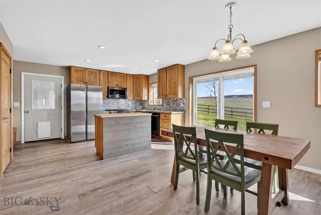 10 Lester Lane Cardwell MT 59721