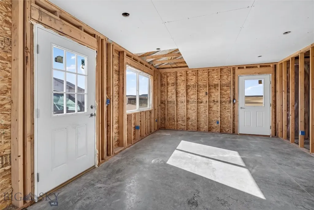 10 Lester Lane Cardwell MT 59721