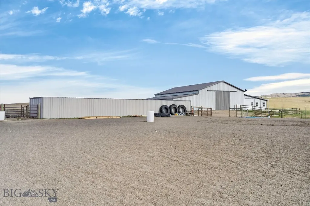 10 Lester Lane Cardwell MT 59721