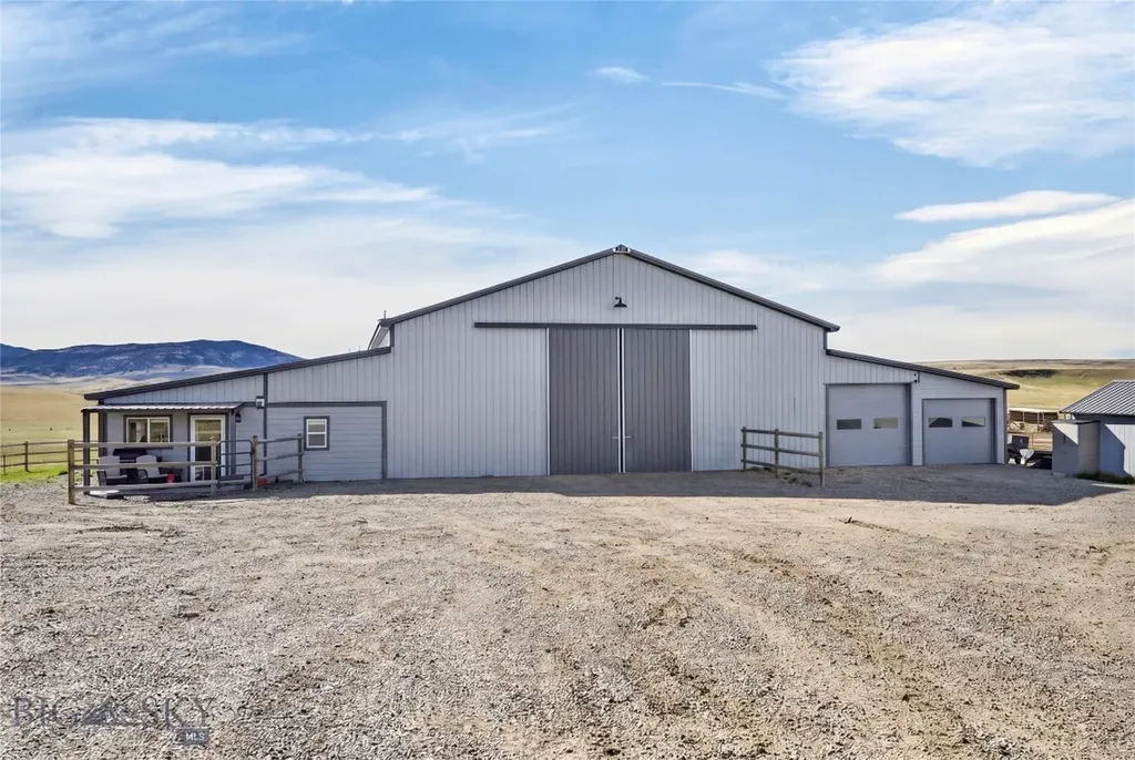 10 Lester Lane Cardwell MT 59721