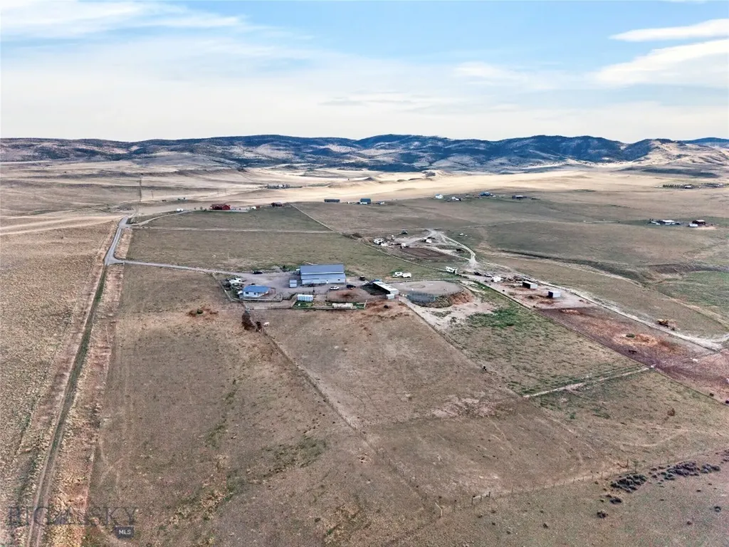 10 Lester Lane Cardwell MT 59721