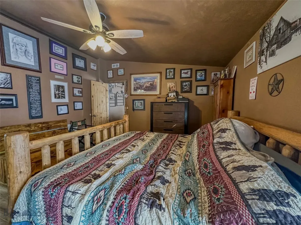 7135 Raven Belgrade MT 59714