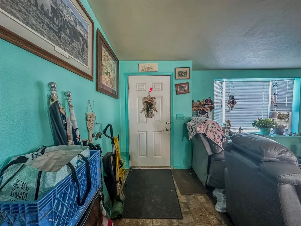 7135 Raven Belgrade MT 59714