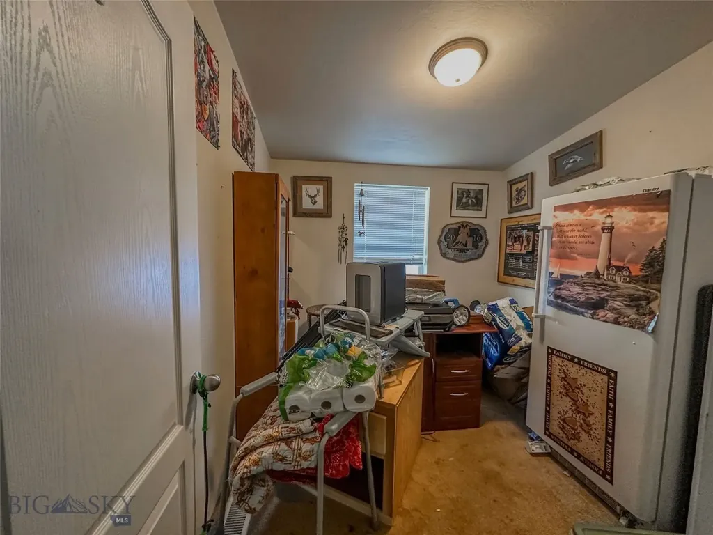 7135 Raven Belgrade MT 59714