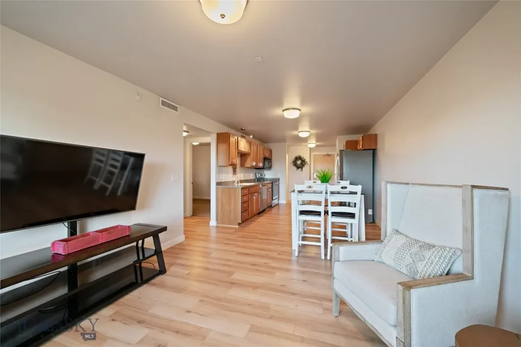 228 S Cottonwood Road Bozeman MT 59718
