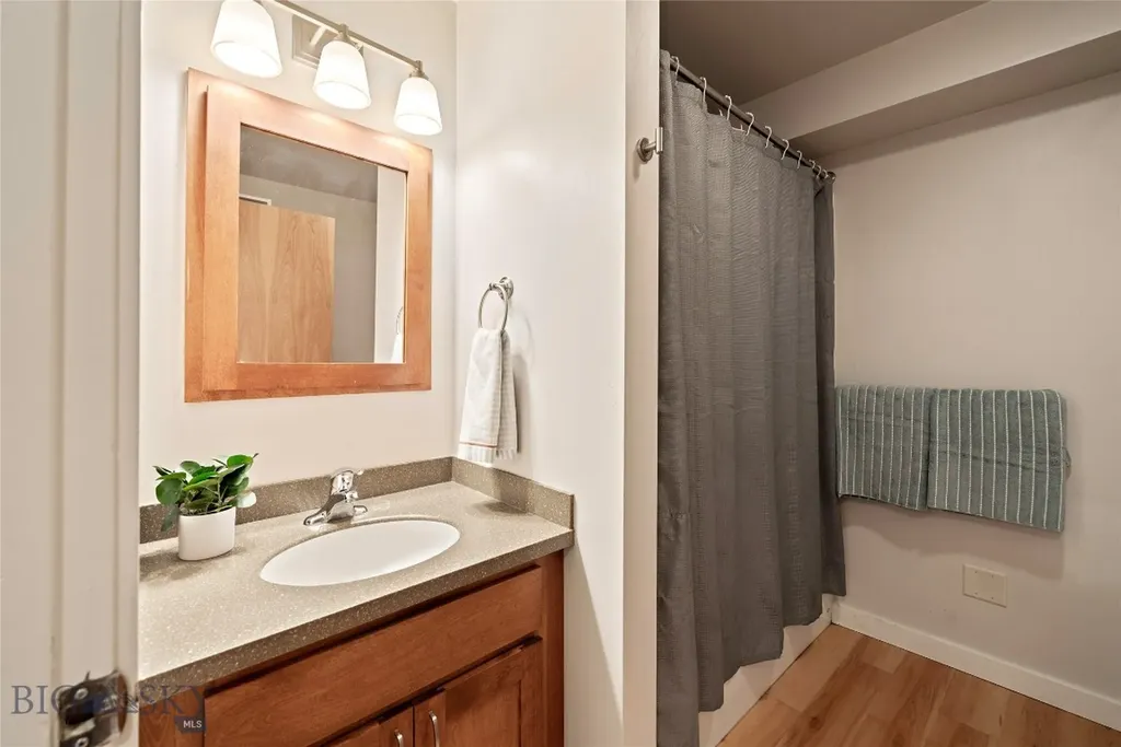 228 S Cottonwood Road Bozeman MT 59718
