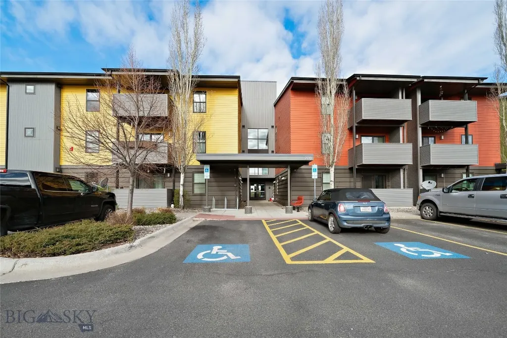 228 S Cottonwood Road Bozeman MT 59718