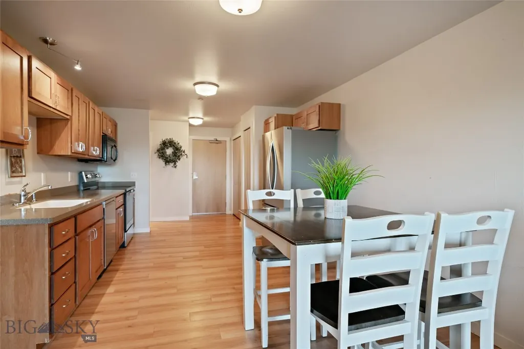 228 S Cottonwood Road Bozeman MT 59718