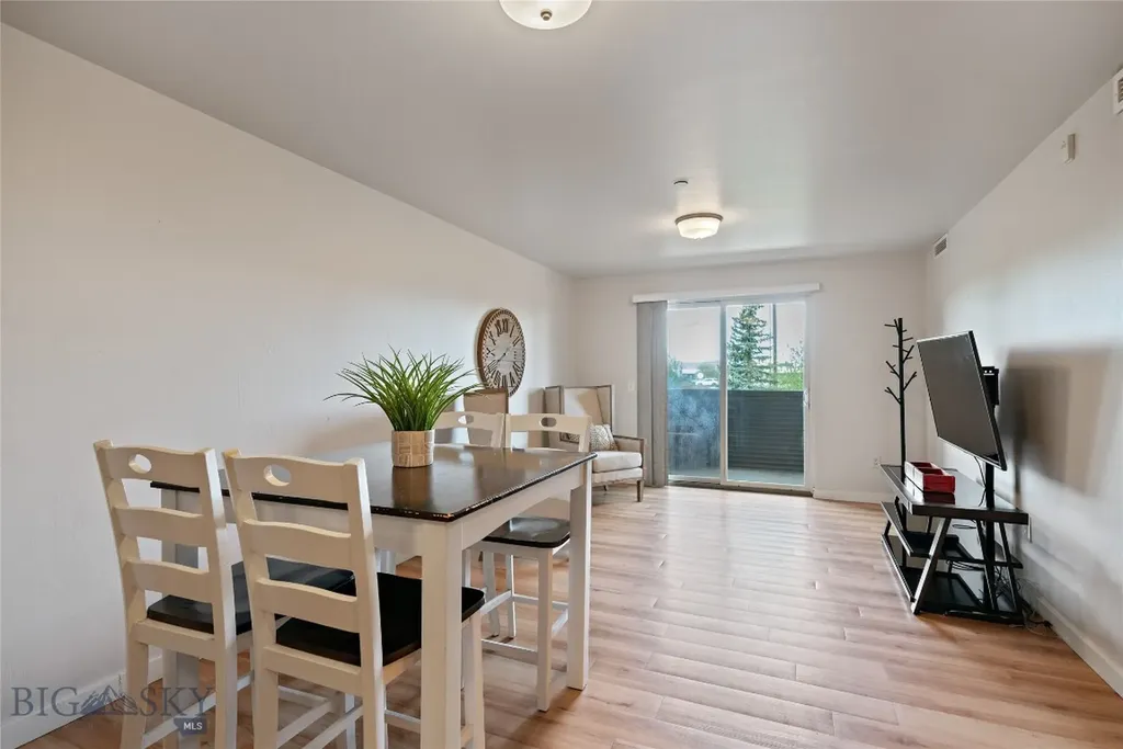 228 S Cottonwood Road Bozeman MT 59718
