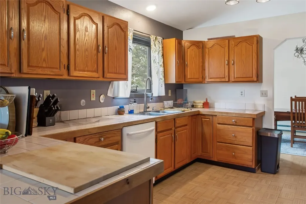 238 Meadow View Butte MT 59701