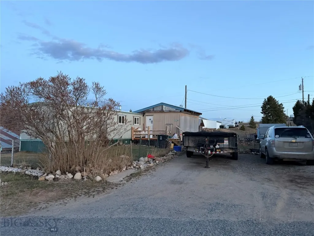 212 Baden Butte MT 59701