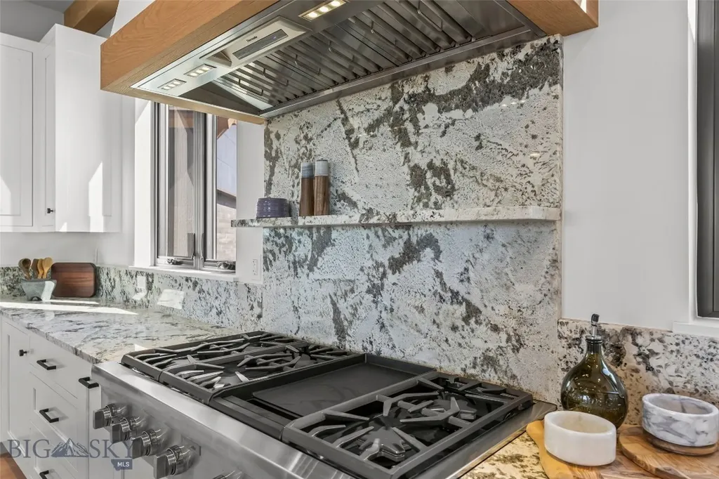 498 Boreal Way Bozeman MT 59715