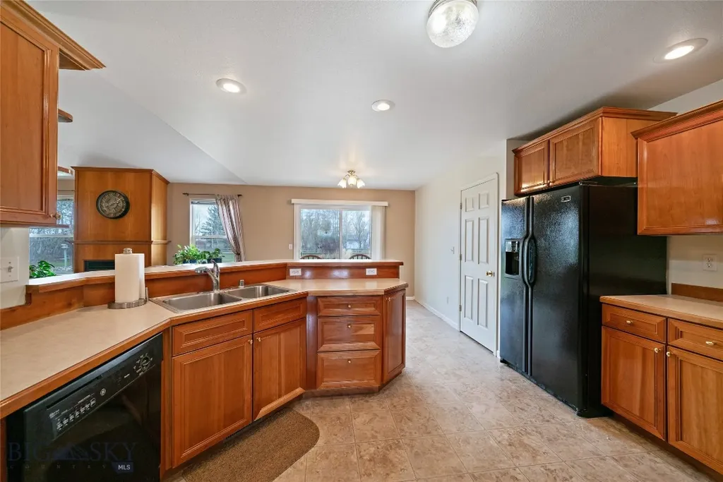 153 Stag Street Belgrade MT 59714