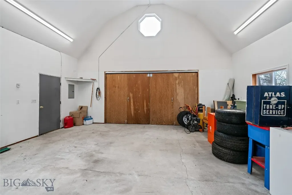 153 Stag Street Belgrade MT 59714
