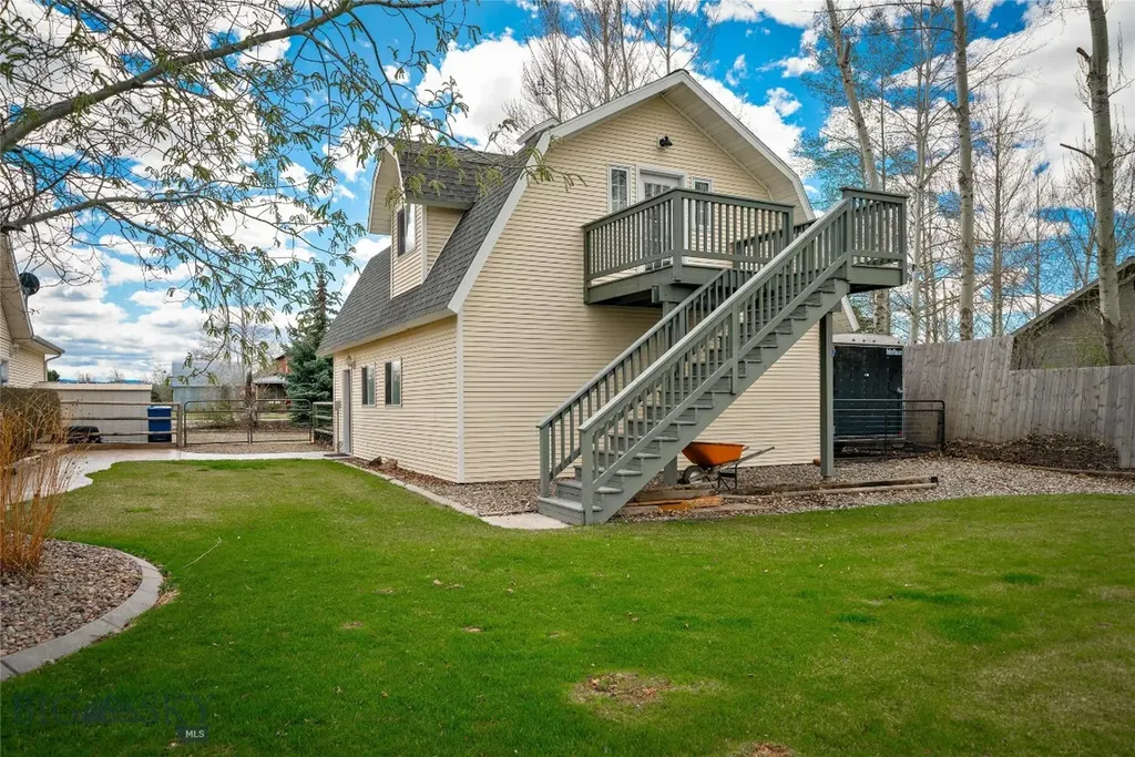 153 Stag Street Belgrade MT 59714