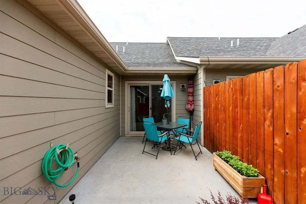 86 Tail Feather Bozeman MT 59718