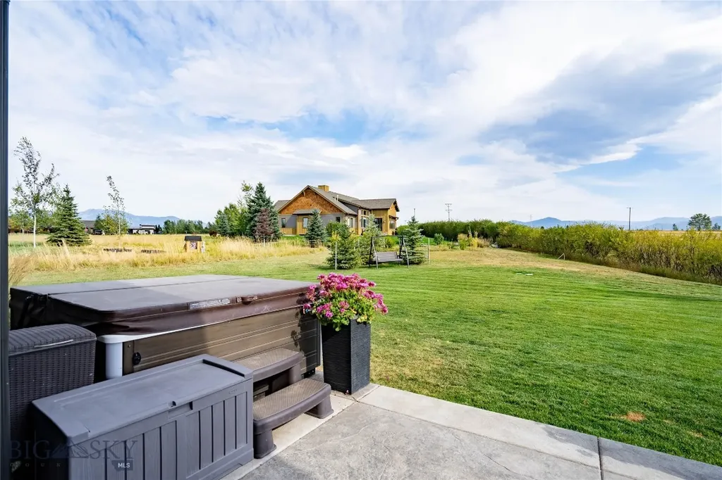 28 Defender Lane Bozeman MT 59718