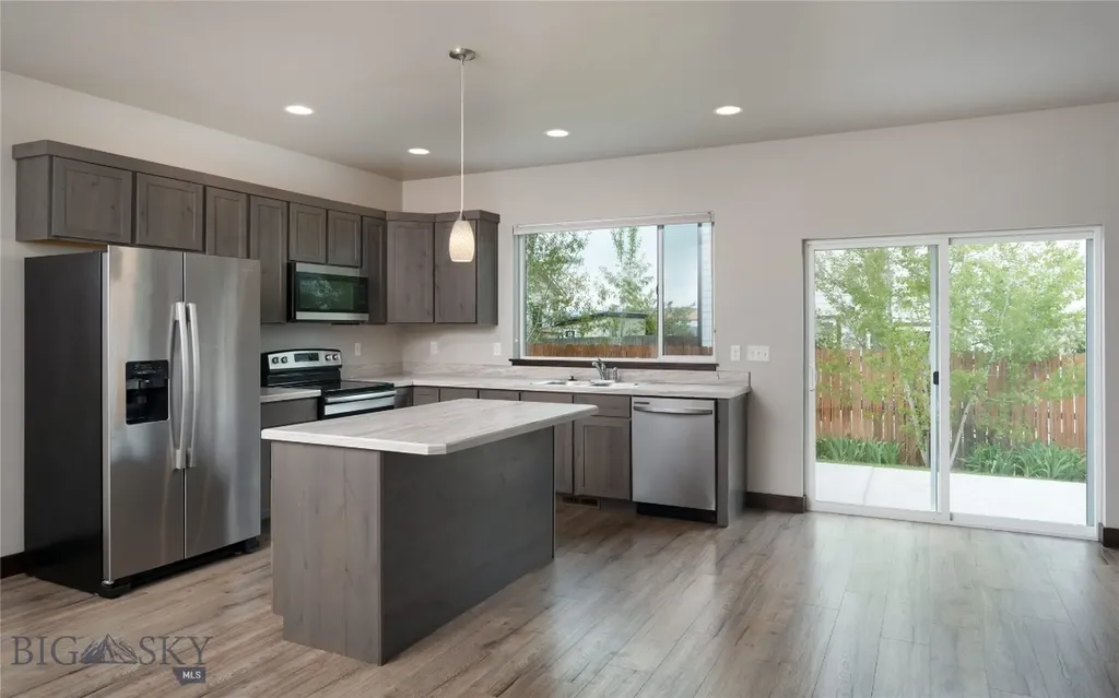 1201 Scooter Lane Belgrade MT 59714