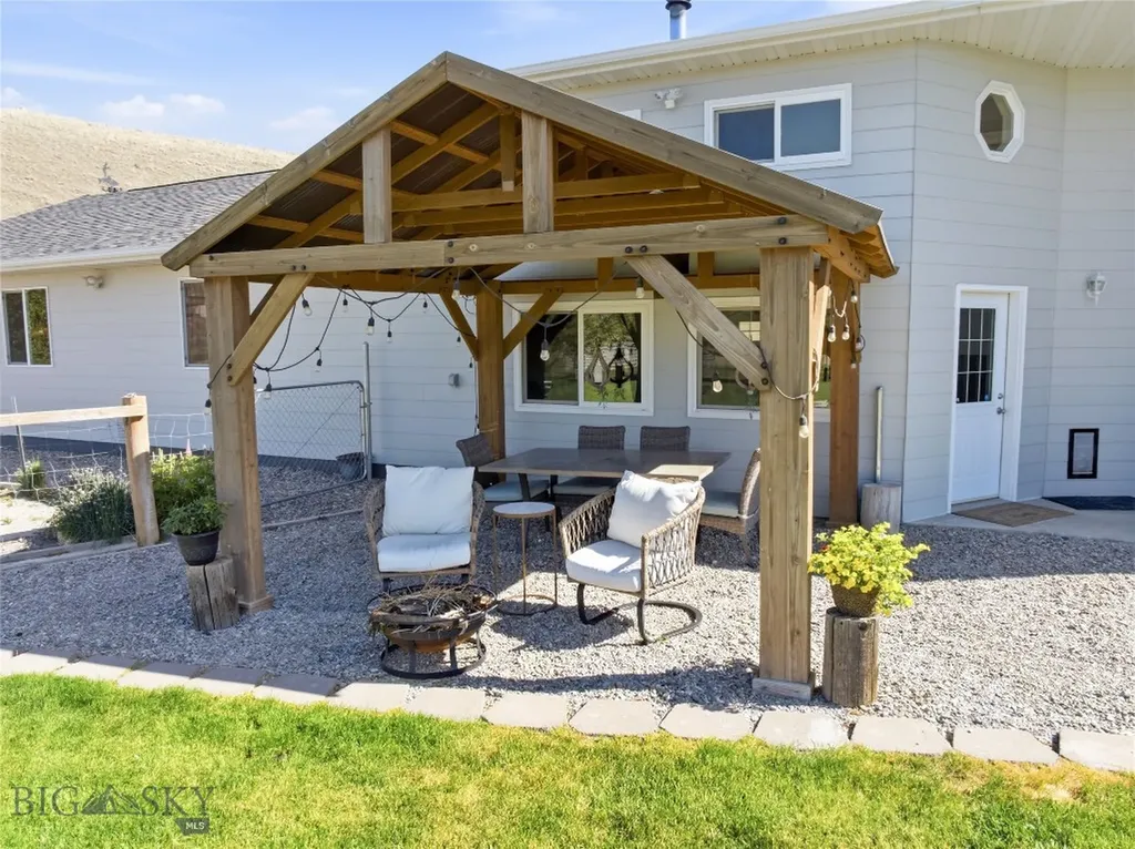 425 Lower Deep Creek Road Townsend MT 59644