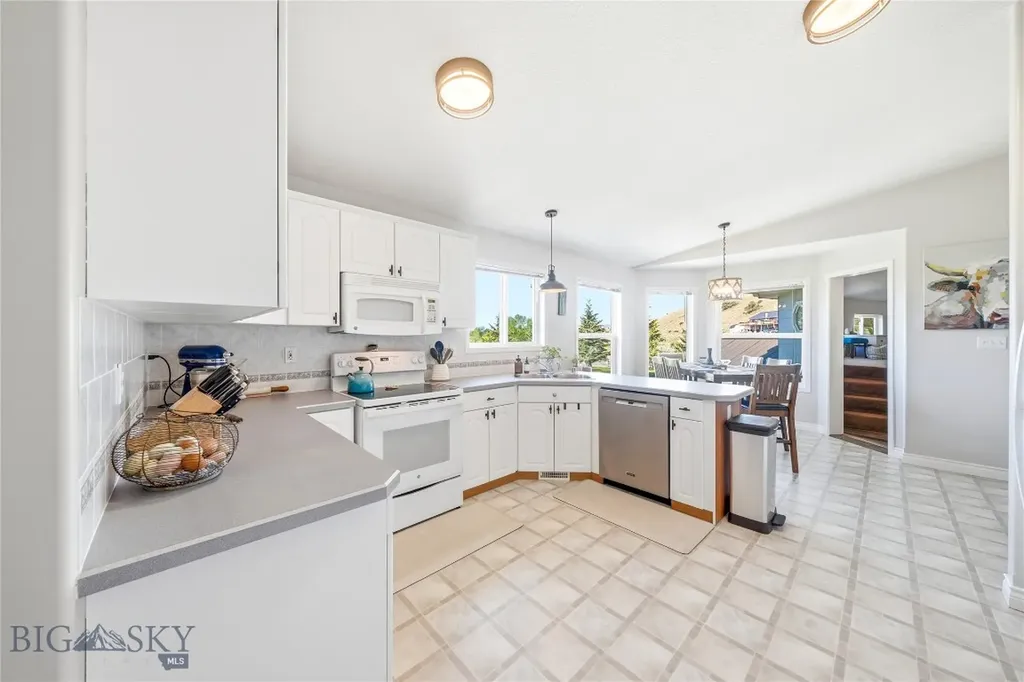 425 Lower Deep Creek Road Townsend MT 59644