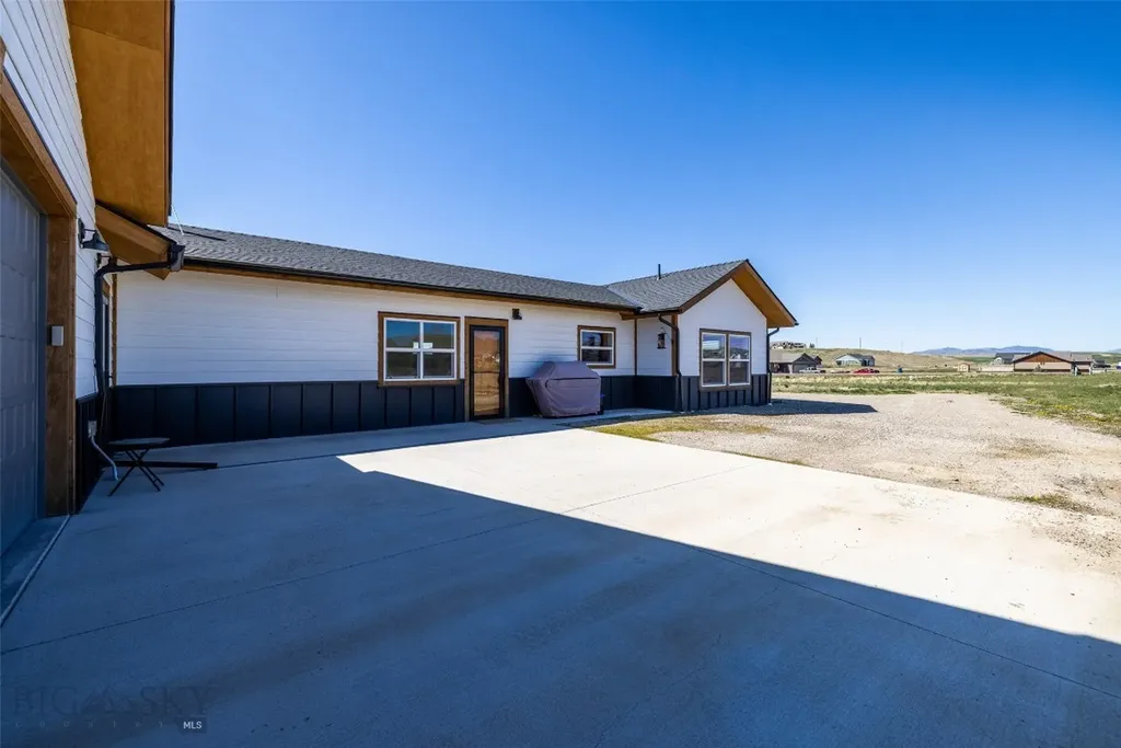 122 Rolling Prairie Three Forks MT 59752