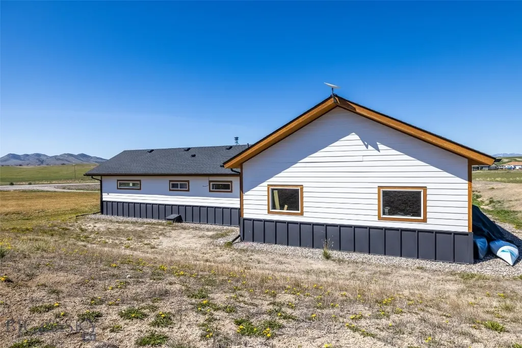 122 Rolling Prairie Three Forks MT 59752