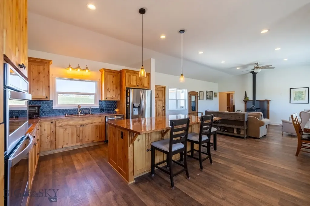 122 Rolling Prairie Three Forks MT 59752