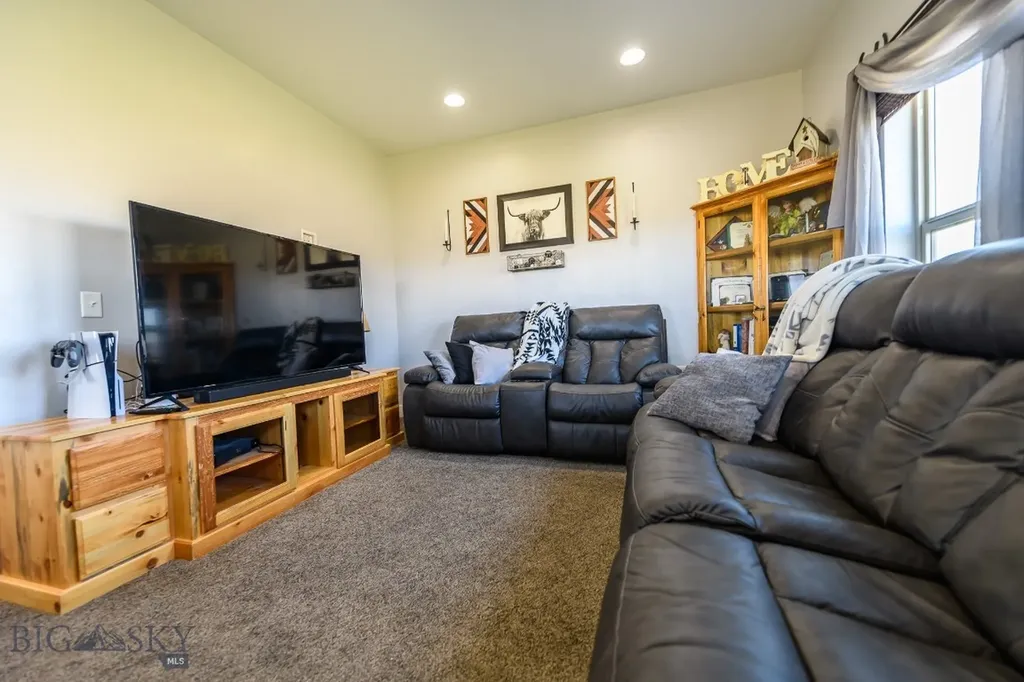 319 Morrison Lane Dillon MT 59725