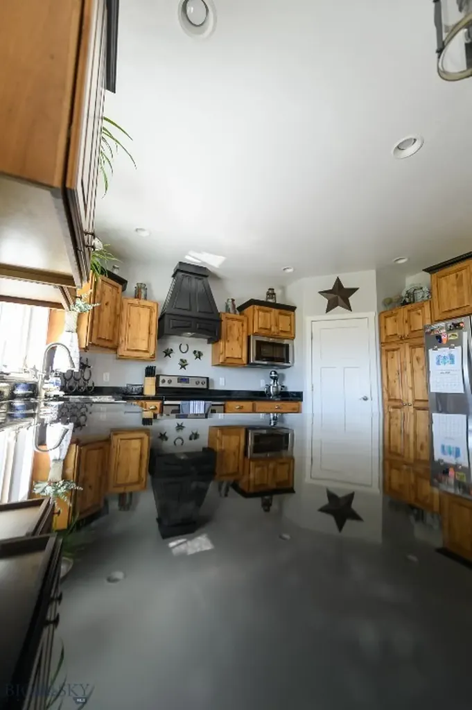 319 Morrison Lane Dillon MT 59725