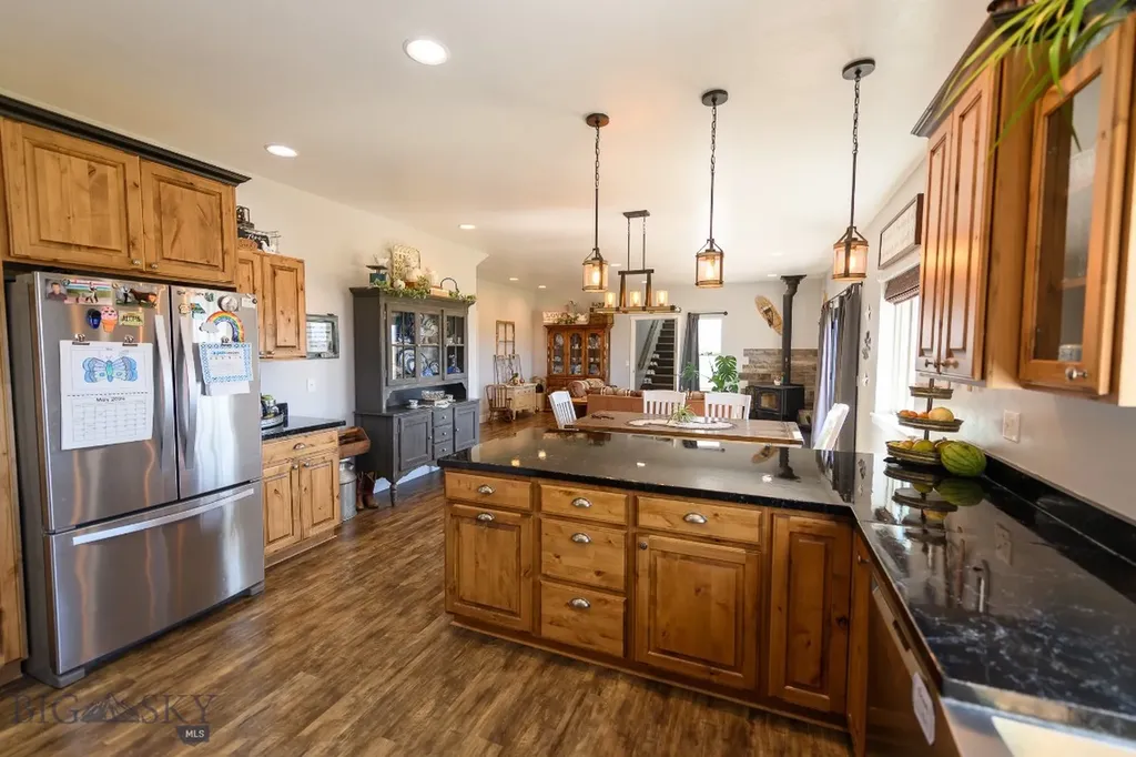319 Morrison Lane Dillon MT 59725