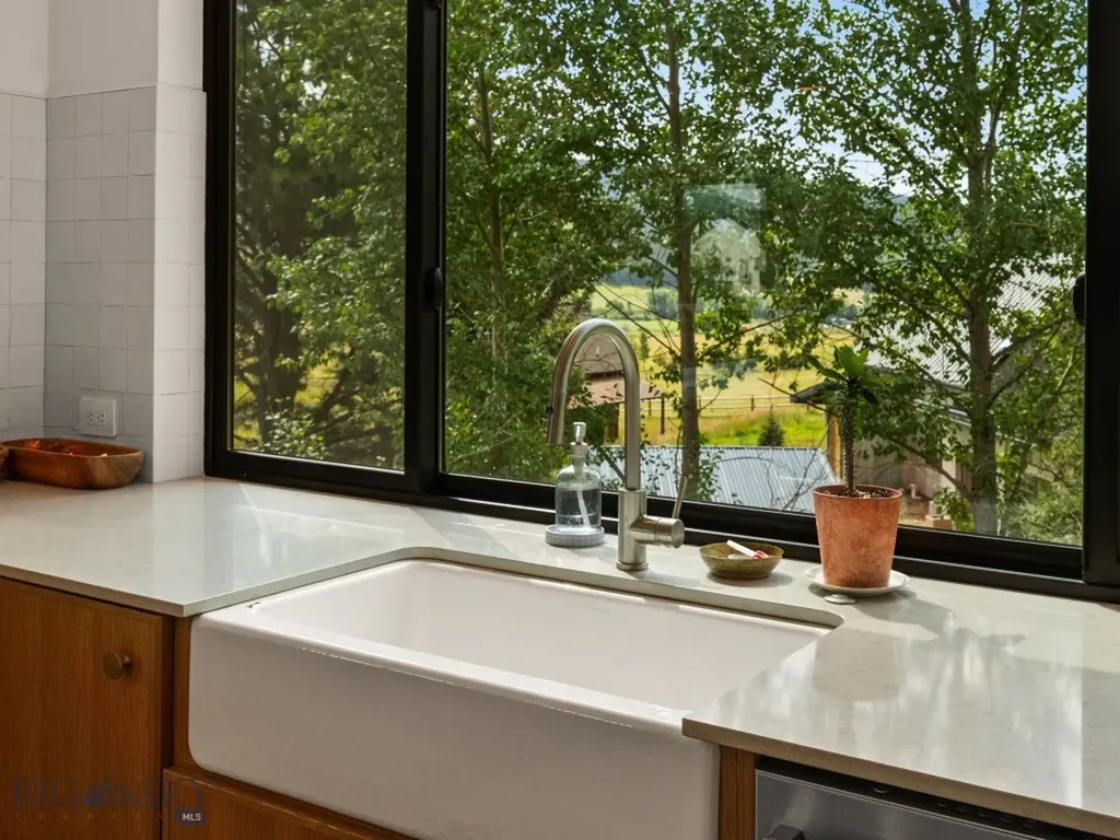 44 Midway Bridger Road Bozeman MT 59715