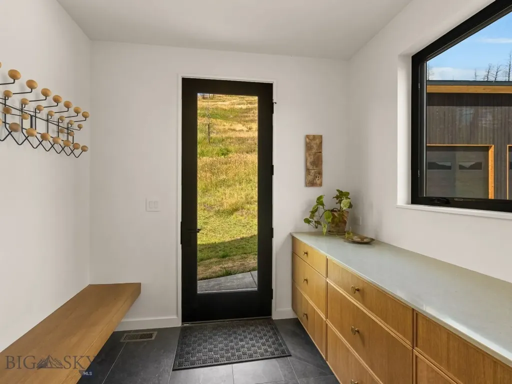 44 Midway Bridger Road Bozeman MT 59715