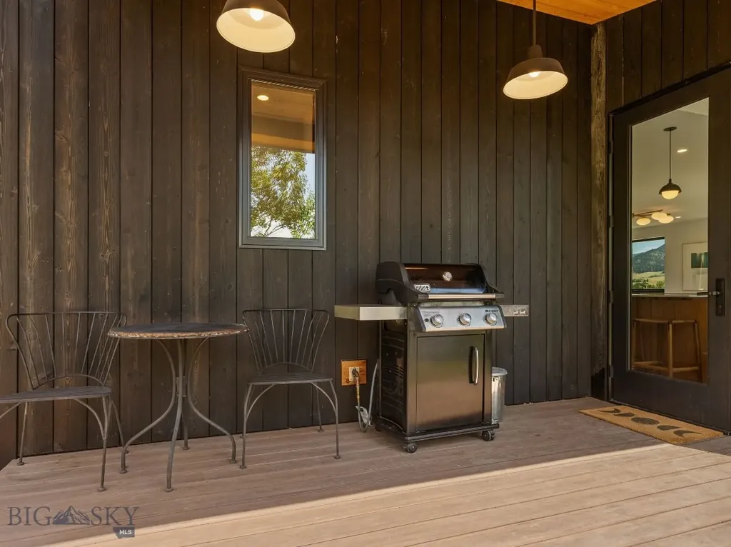44 Midway Bridger Road Bozeman MT 59715