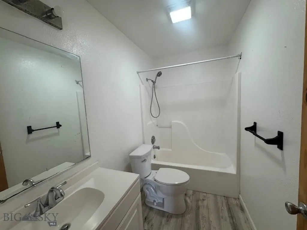 302 10th Belgrade MT 59714