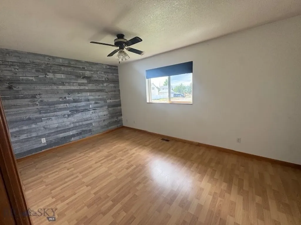 302 10th Belgrade MT 59714