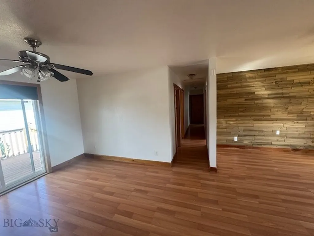 302 10th Belgrade MT 59714