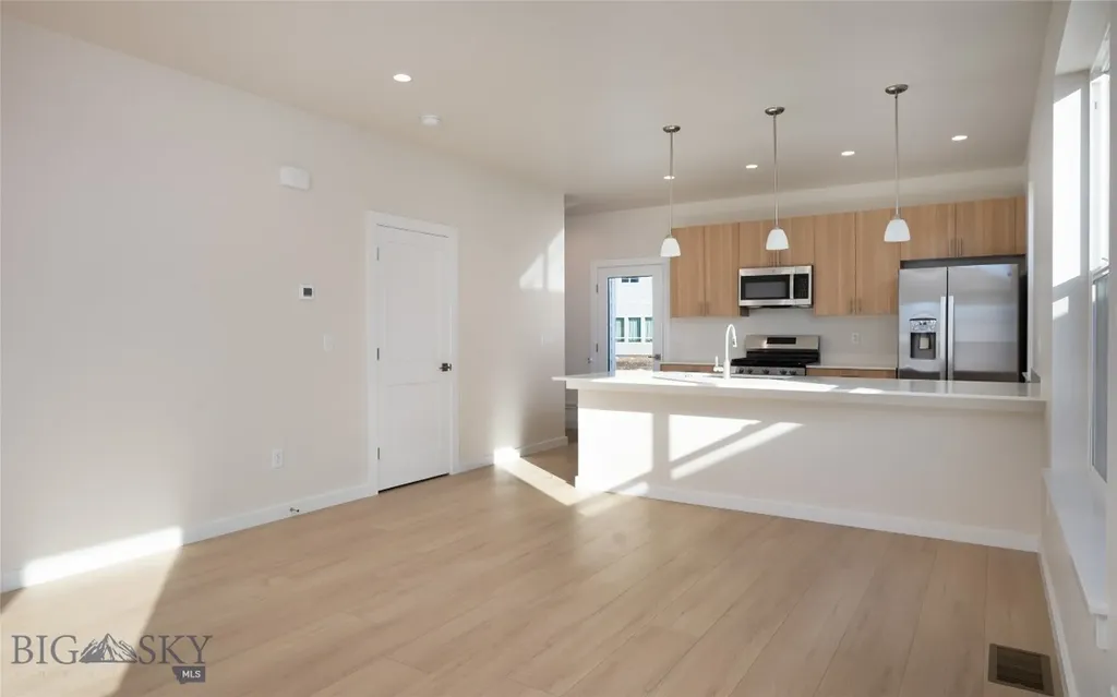 811 Spaniel Lane Belgrade MT 59714