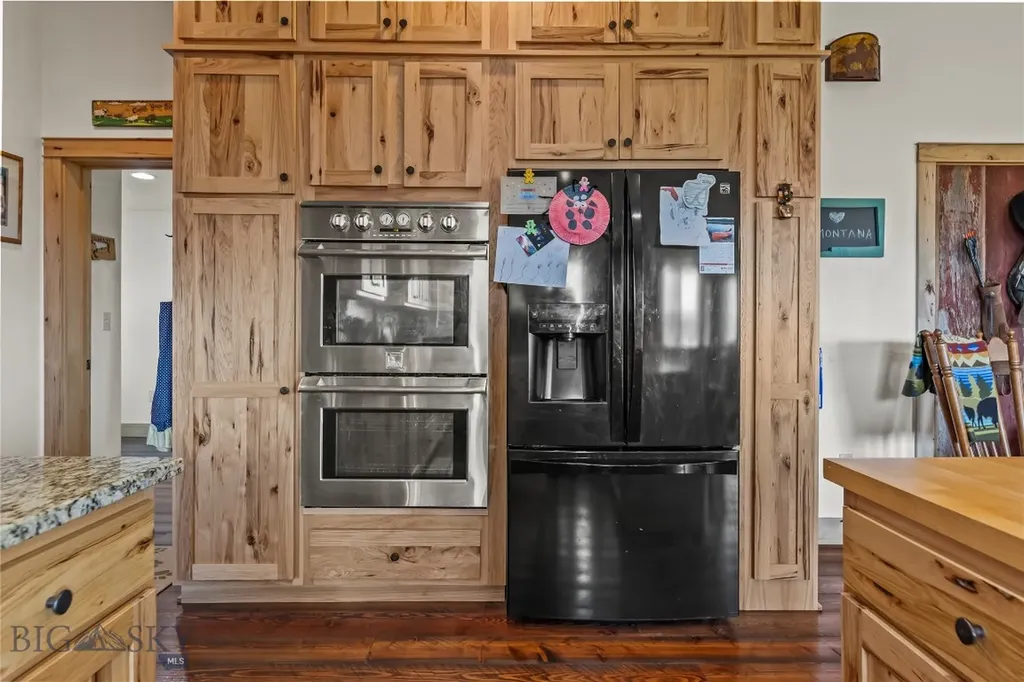 28 Great Escape Wilsall MT 59086