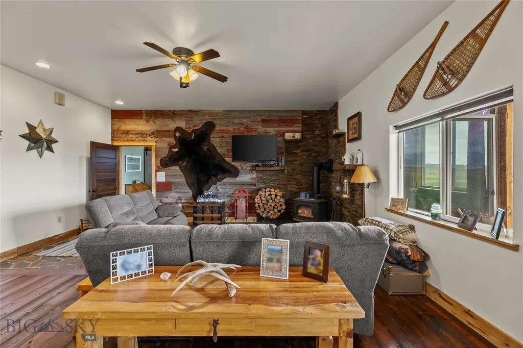 28 Great Escape Wilsall MT 59086