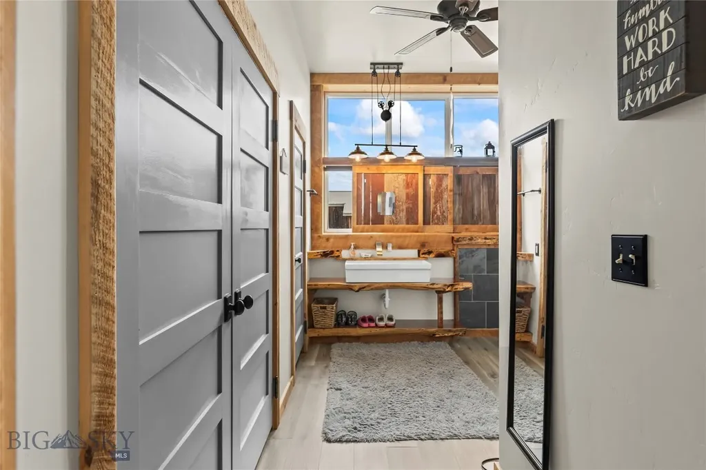 28 Great Escape Wilsall MT 59086