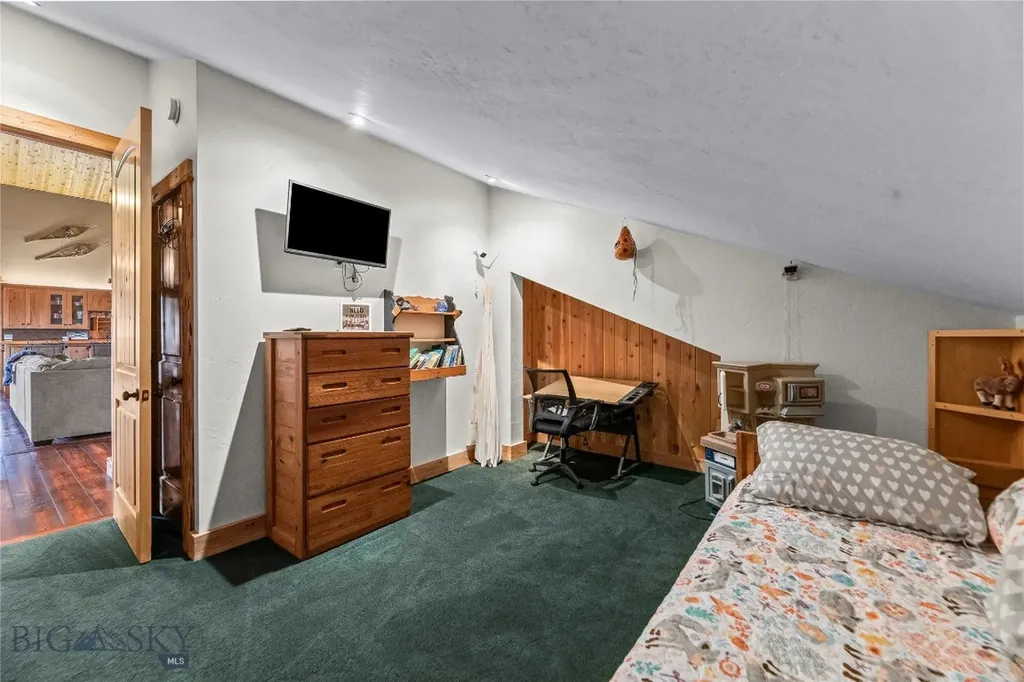 28 Great Escape Wilsall MT 59086