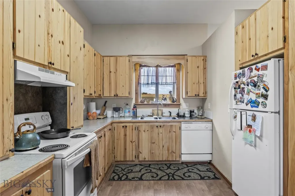28 Great Escape Wilsall MT 59086