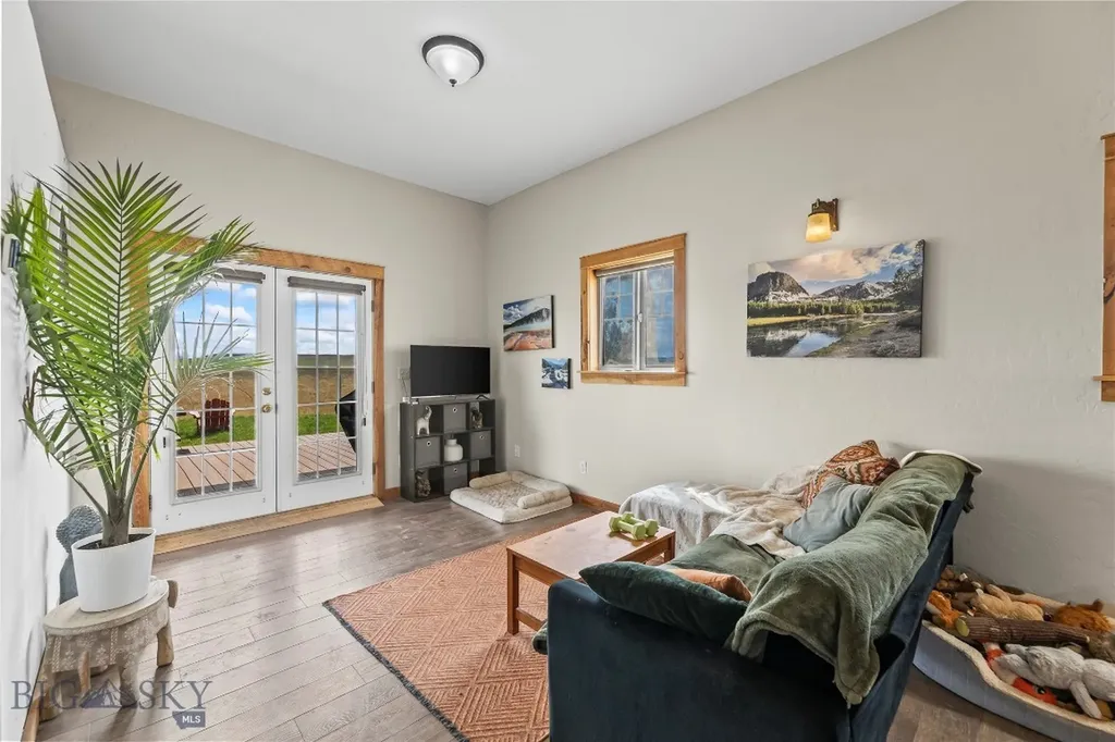 28 Great Escape Wilsall MT 59086