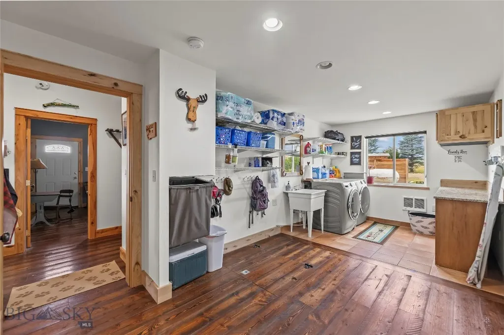 28 Great Escape Wilsall MT 59086