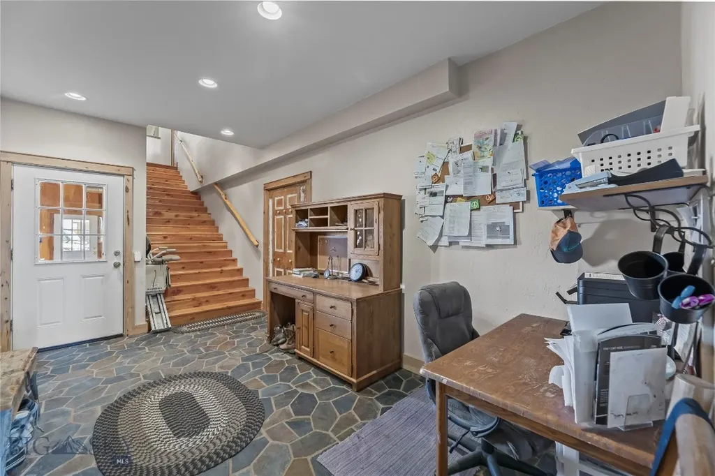 28 Great Escape Wilsall MT 59086
