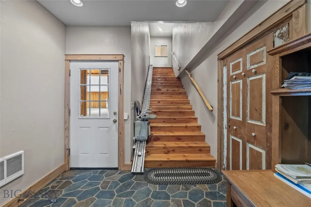 28 Great Escape Wilsall MT 59086