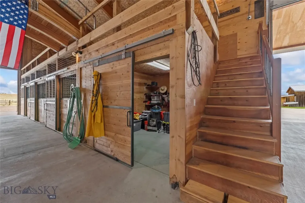 28 Great Escape Wilsall MT 59086