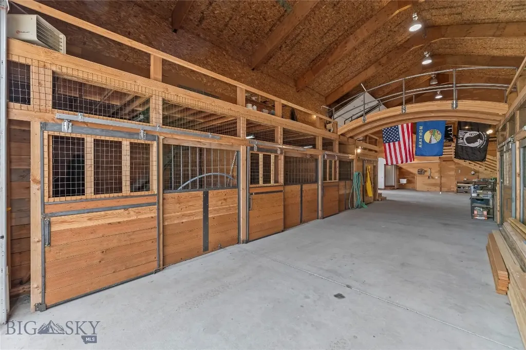 28 Great Escape Wilsall MT 59086