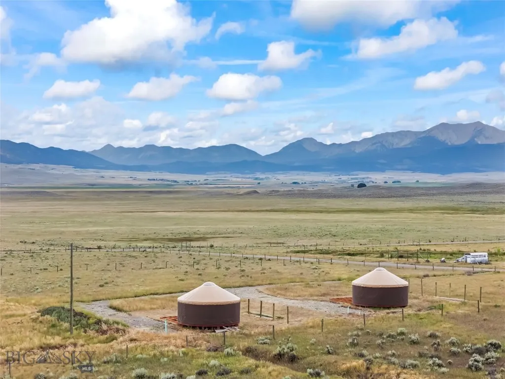28 Great Escape Wilsall MT 59086
