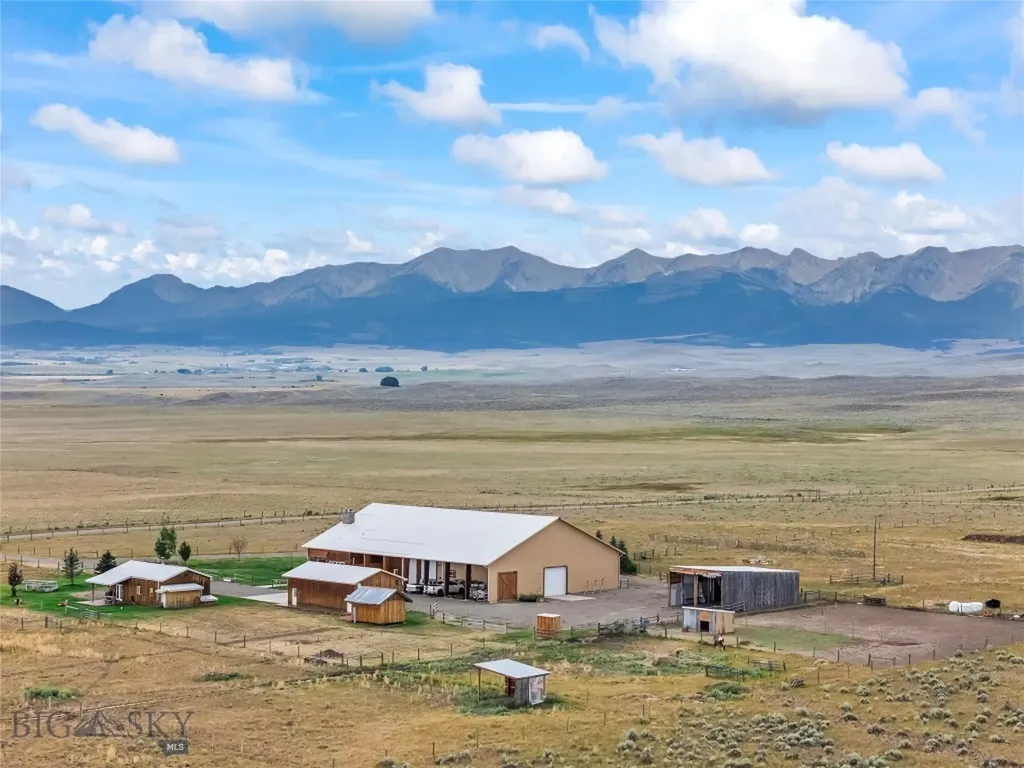 28 Great Escape Wilsall MT 59086